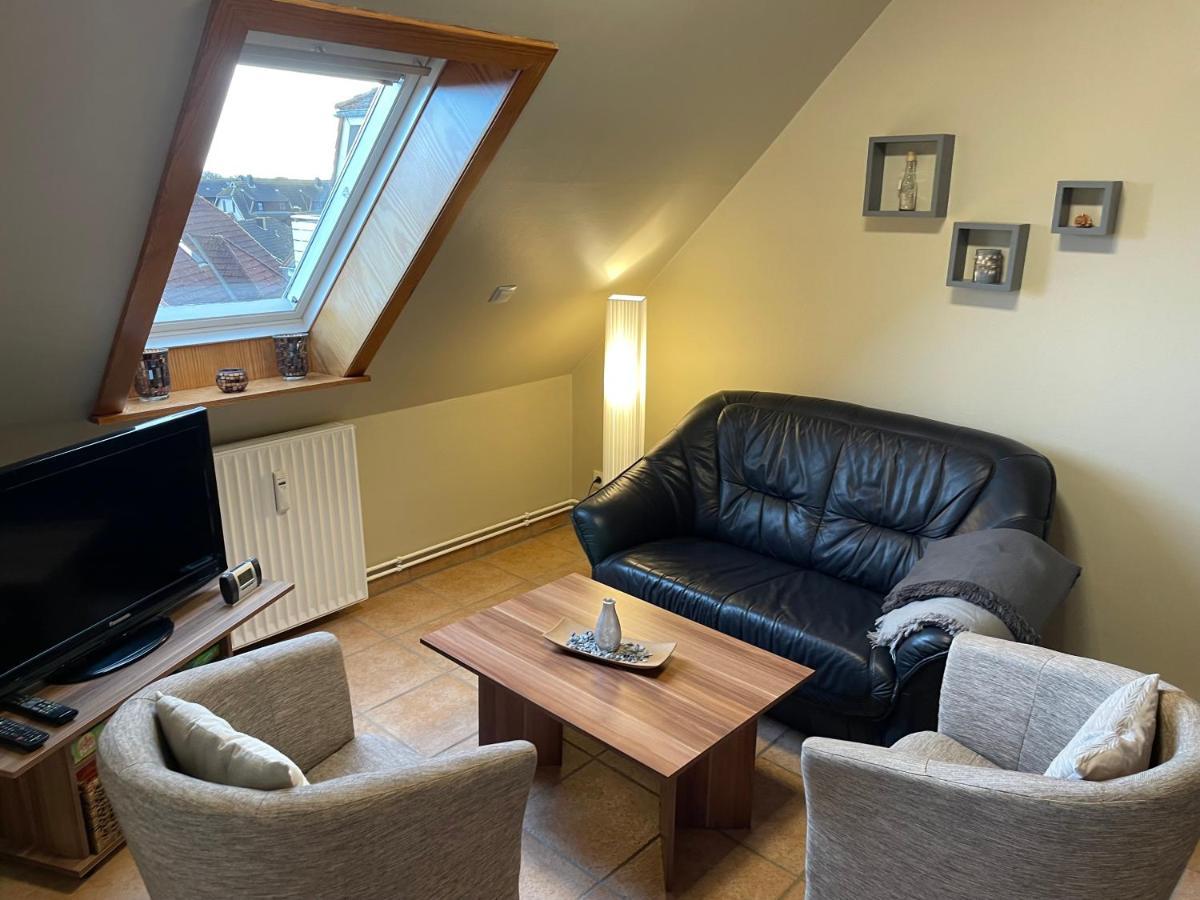 Modernisierte Ferienwohnung Friedrichskoog - Spitze, Gegenueber Mutter-Kind-Klinik المظهر الخارجي الصورة
